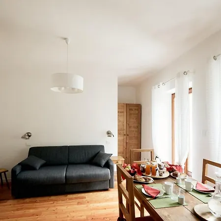 مزرعة للإقامة Lou Porti -Agriturismo A Monterosso Grana