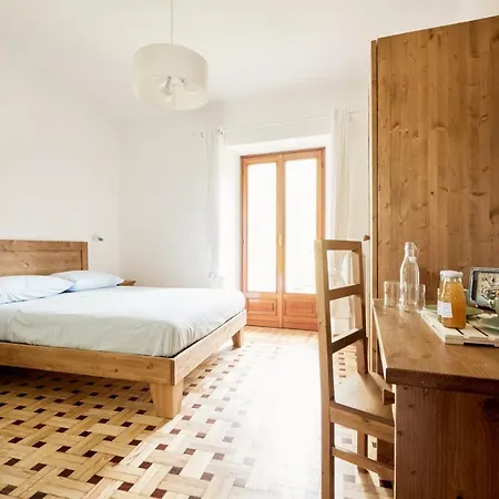 Lou Porti -agriturismo A Monterosso Grana Alloggio per agriturismo Levata