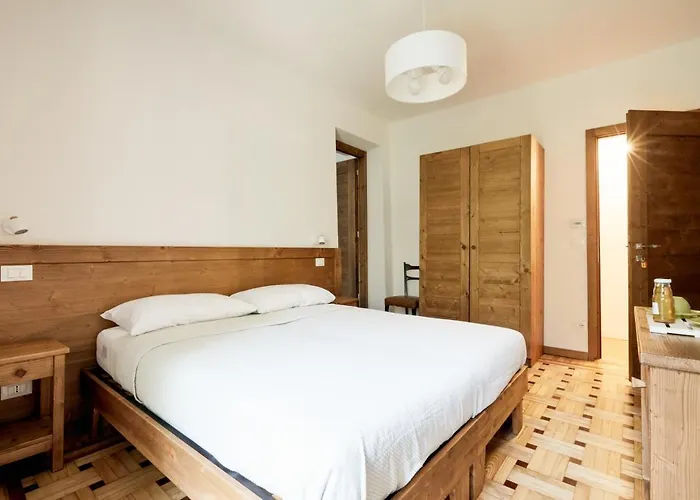 Lou Porti -agriturismo A Monterosso Grana Bauernhof *